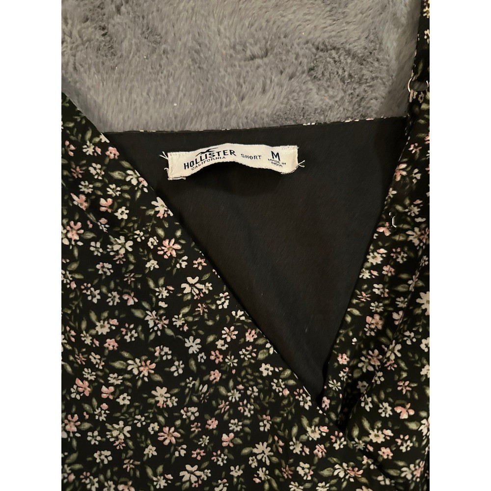 Hollister Floral Dress - Picture 4 of 7